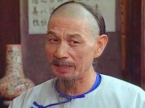 香港演员刘洵生活照,光影岁月里的香港影坛常青树